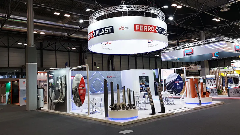Diseño de stand Ferroplast 2025