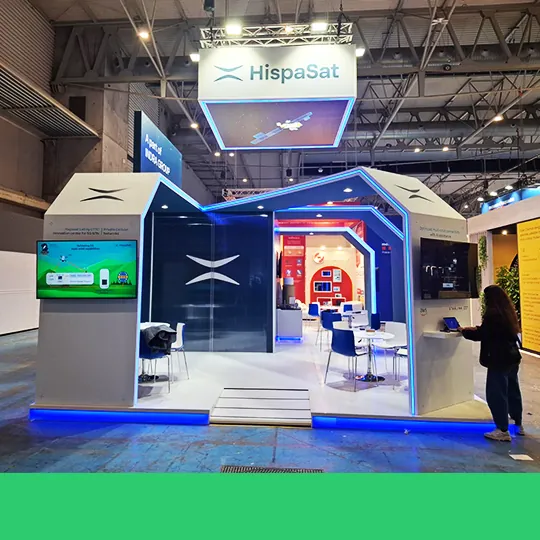 Diseño de stand de Hispasat